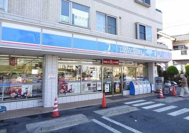 コンビニ　ローソン三郷戸ヶ崎店（コンビニ）まで300m