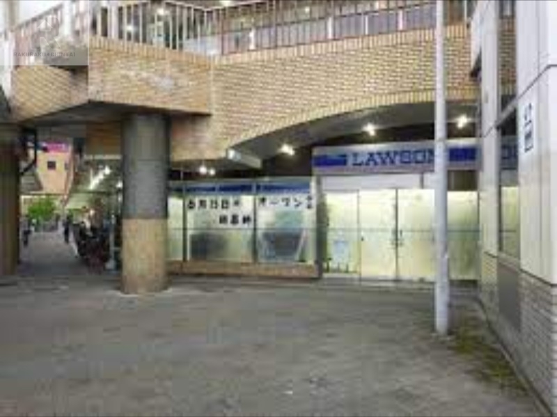 コンビニ　ローソン吹田朝日町店（コンビニ）まで440m