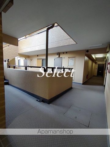 ロビー　ロビー