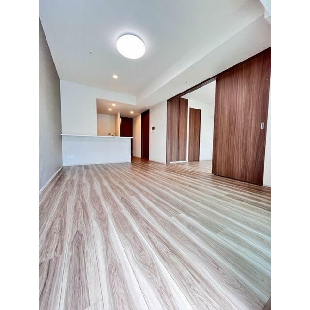 居室・リビング　※同タイプ別室参考写真使用