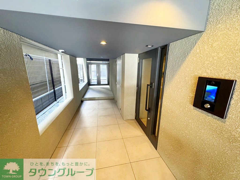 エントランス　エントランス