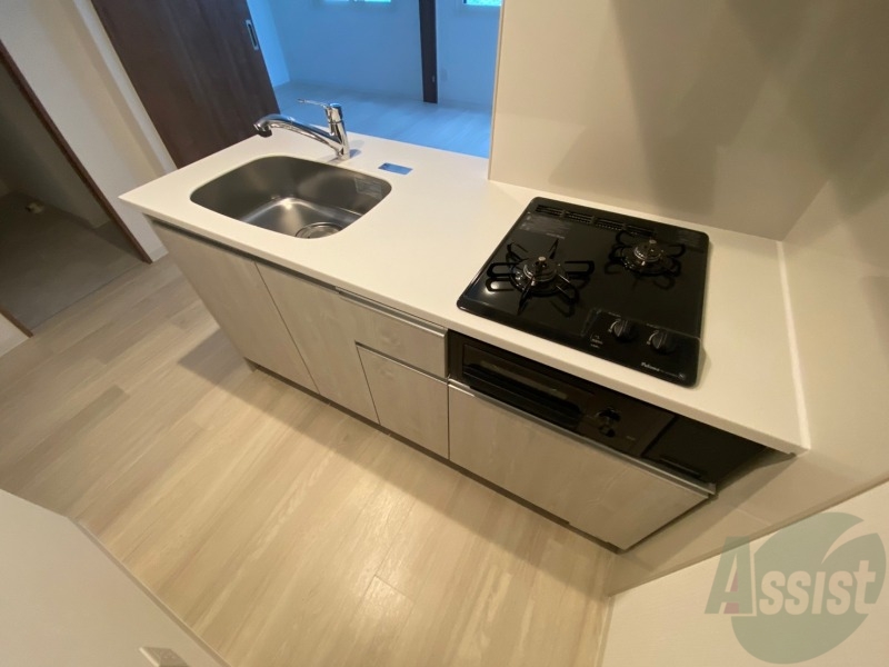 キッチン　キッチンです。一人暮らしなら十分な大きさですね。