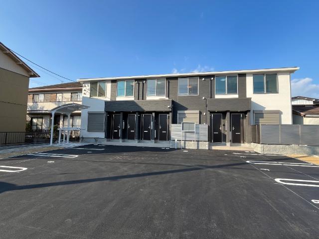 エントランス　外観写真（昼）