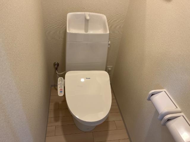 トイレ　シャワー付トイレ