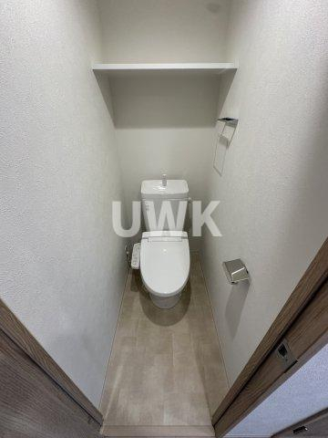 トイレ　※反転タイプ　別部屋写真です。現地にてご確認ください。