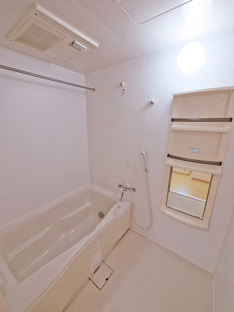 バス・シャワールーム　浴室です♪