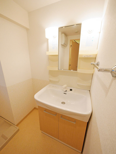 洗面設備　独立洗面台です♪