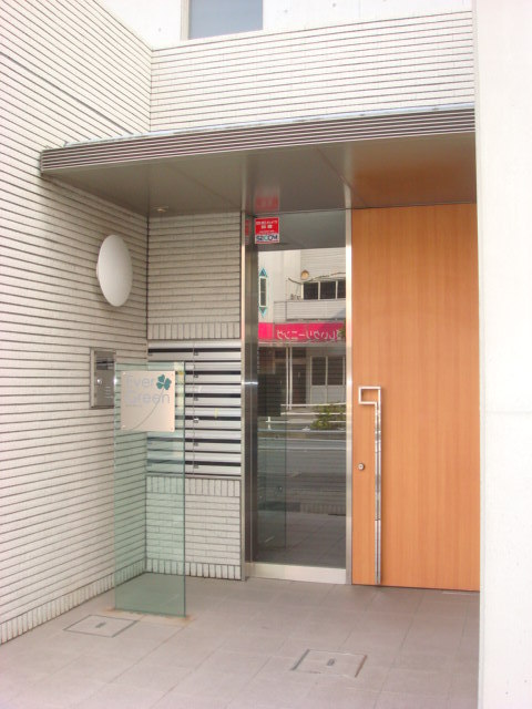 ロビー　モニター付きオートロック、防犯カメラ付でセキュリティも安心