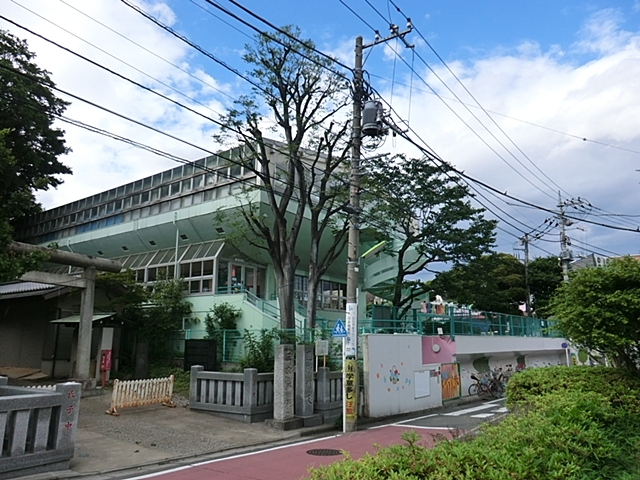 幼稚園・保育園　三宿さくら幼稚園（幼稚園・保育園）まで401m