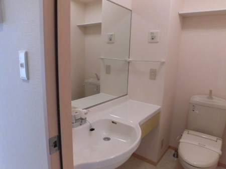 洗面設備　※参考写真