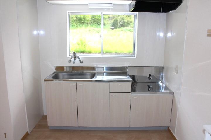 キッチン　木目調のキッチンです。