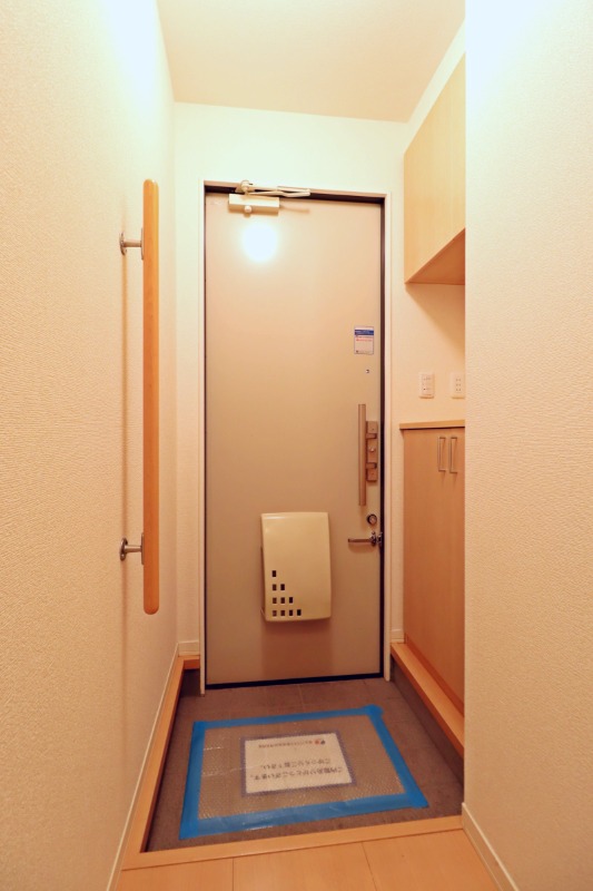 玄関　図面と現状に相違がある場合には現状を優先