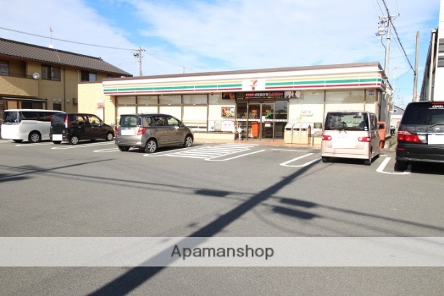 コンビニ　セブンイレブン（コンビニ）まで347m