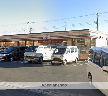 コンビニ　セブンイレブン（コンビニ）まで439m