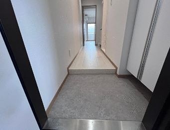 玄関　※同仕様写真