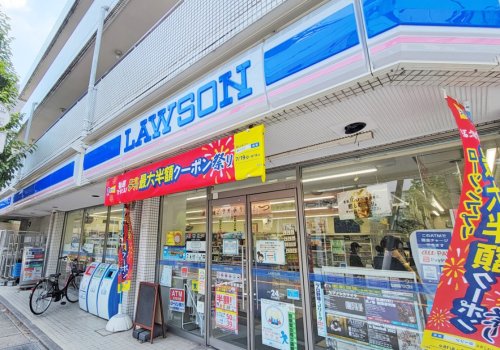 コンビニ　コンビニ（コンビニ）まで403m