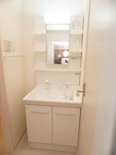 洗面設備　洗面所