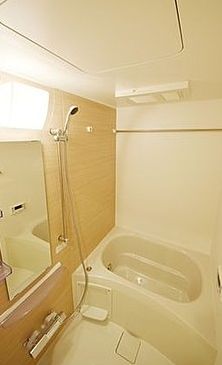 バス・シャワールーム　ゆったり過ごせるお風呂です