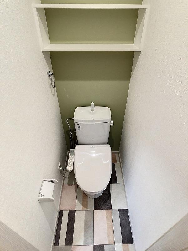 トイレ　トイレ