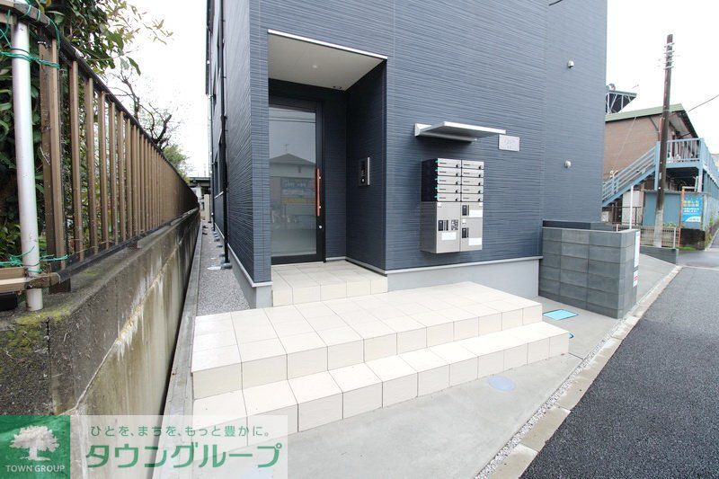 エントランス　エントランス