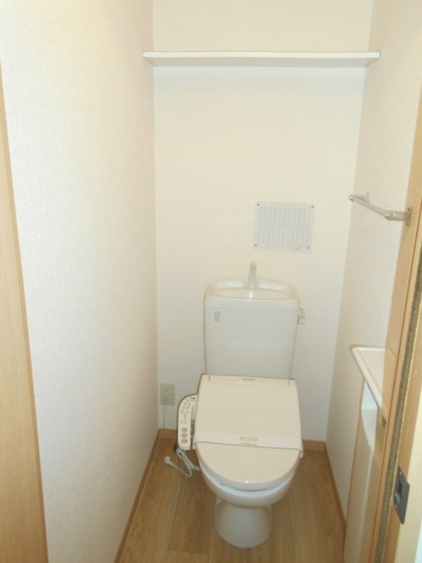 トイレ　図面と現状に相違がある場合には現状を優先