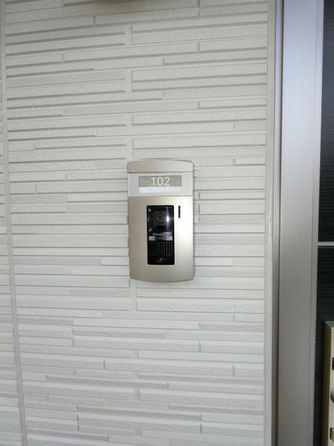 セキュリティ　防犯対策に有効なカメラ付きインターホン！☆突然の来客にもバッ
