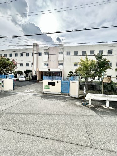 小学校　大東市立四条北小学校（小学校）まで446m