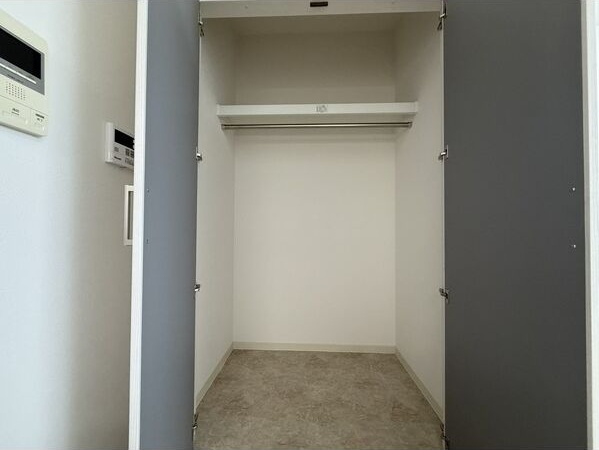 収納　たっぷりとした収納スペースです