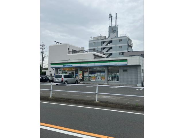 コンビニ　ファミリーマート篠原橋店（コンビニ）まで349m