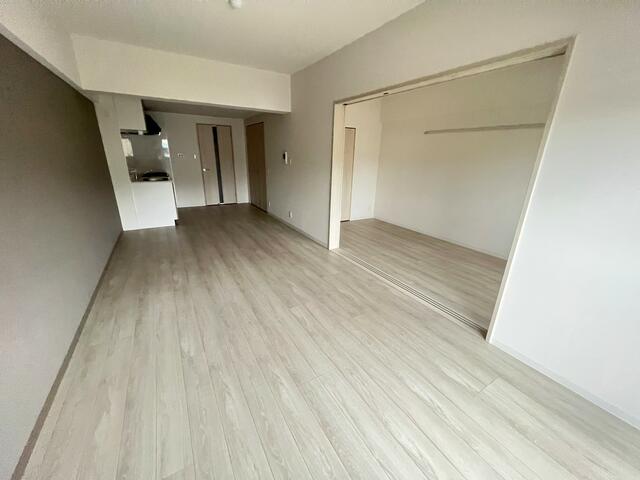 居室・リビング　ゆったりとした居間です