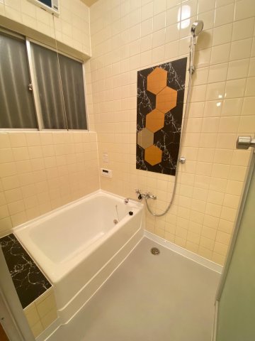 バス・シャワールーム　オシャレなバスルーム！