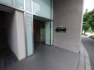 エントランス　コンフォリア原宿