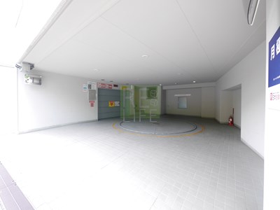 駐車場　コンフォリア原宿