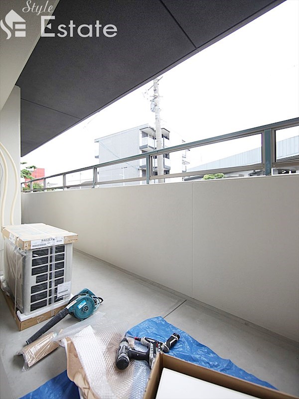 バルコニー　バルコニー