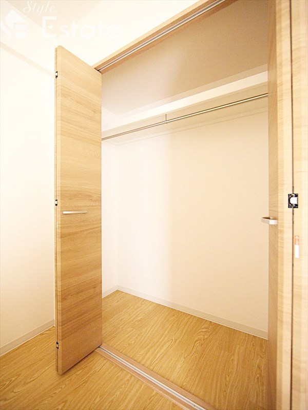 収納　クローゼット