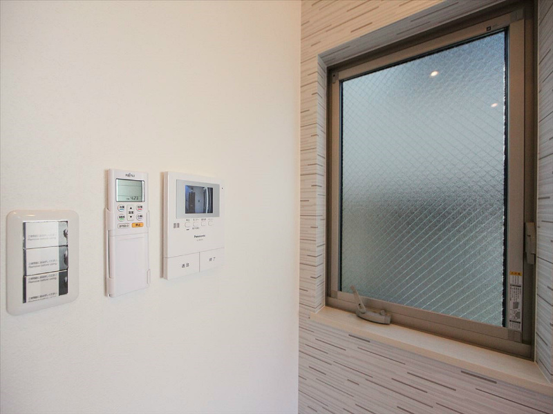 セキュリティ　モニター付インターホン