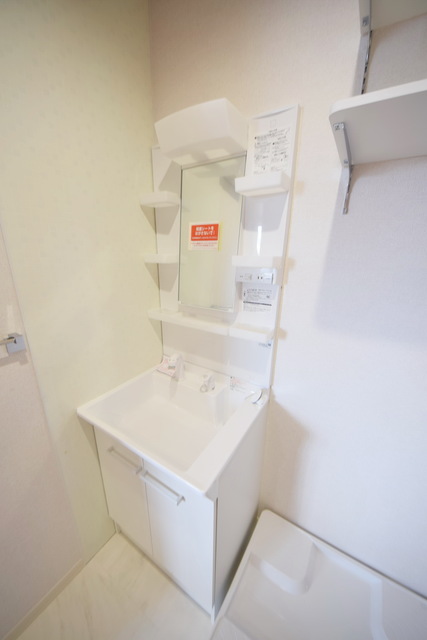 洗面設備　～歯磨きごしごし～別号室参考写真