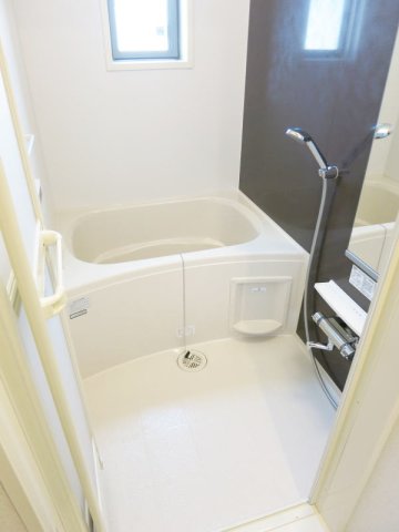バス・シャワールーム　日々の暮らしに欠かせないお風呂です