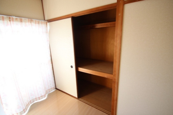 収納　※別部屋の写真です