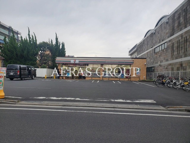 コンビニ　セブン-イレブン 川口芝３丁目店（コンビニ）まで260m