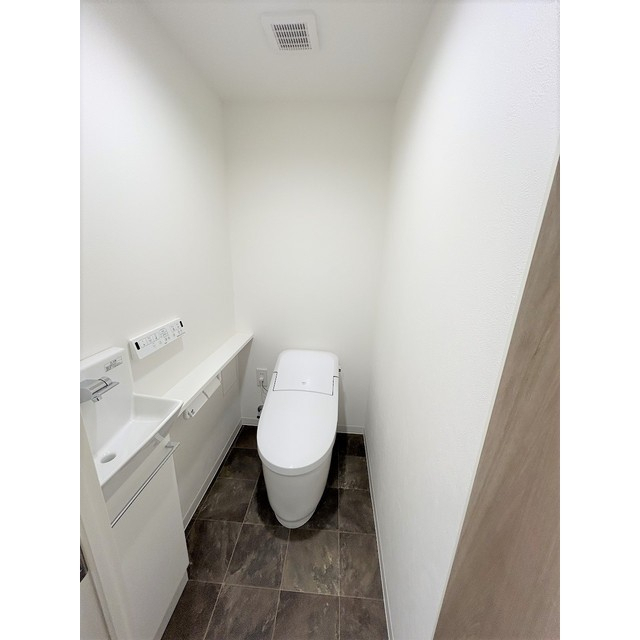 トイレ　別号室参照