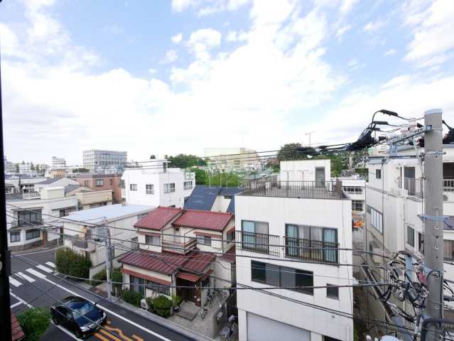 眺望　上層階のお部屋の写真になります。