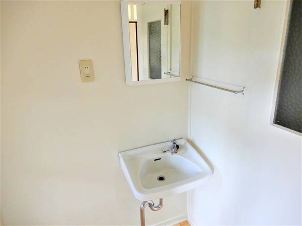 洗面設備　ビレッジハウスの同一物件・同一タイプの間取りの写真です