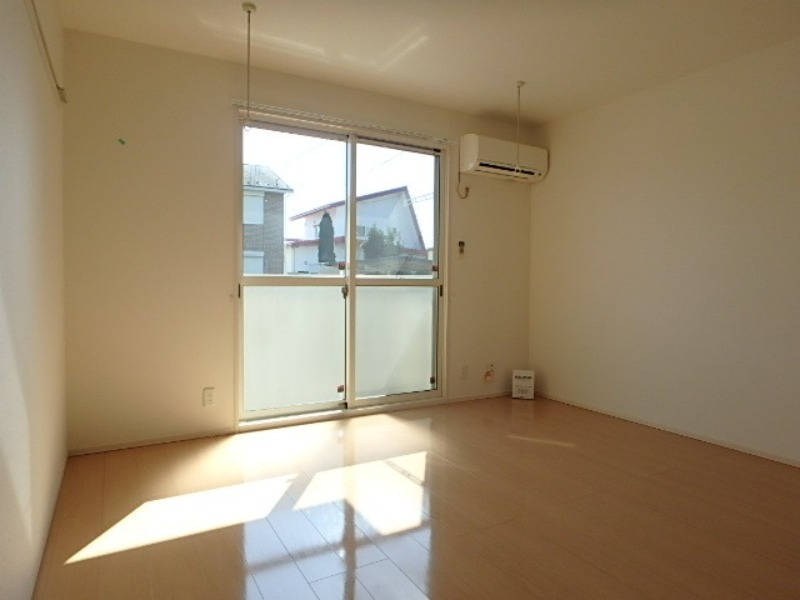 居室・リビング　図面と現状に相違がある場合には現状を優先