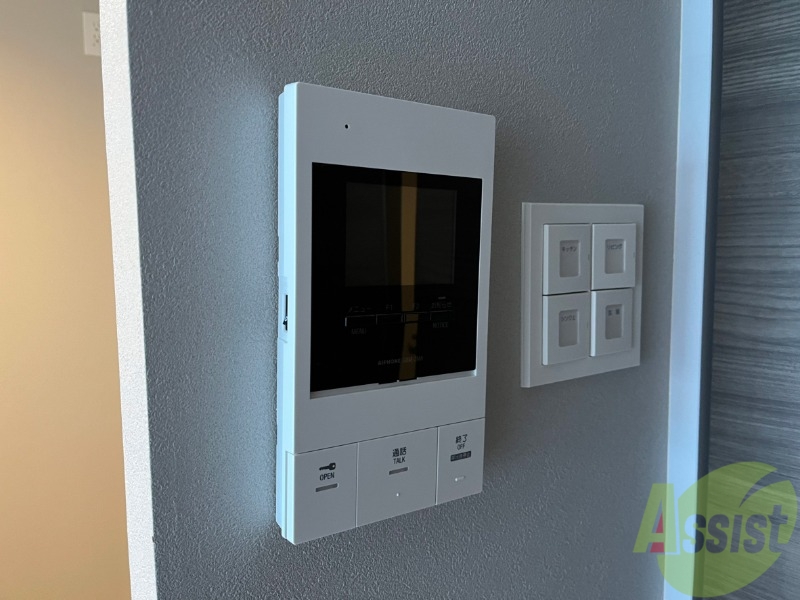 セキュリティ　ＴＶモニター付インターホンです。来客者の顔が見えるので安心！