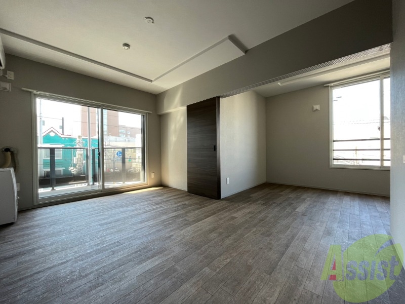 居室・リビング　広くてきれいなリビングです！快適に過ごせそうですね。