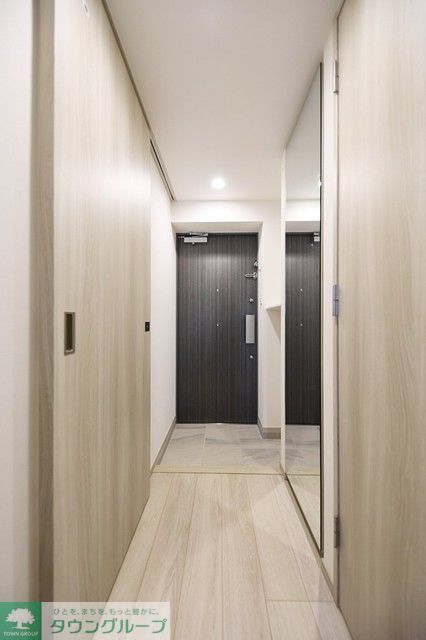 玄関　※写真は同タイプ住戸です。