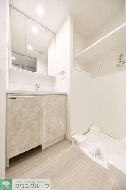 洗面設備　※写真は同タイプ住戸です。