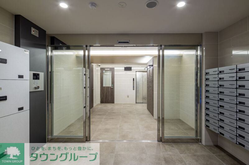 エントランス　エントランス