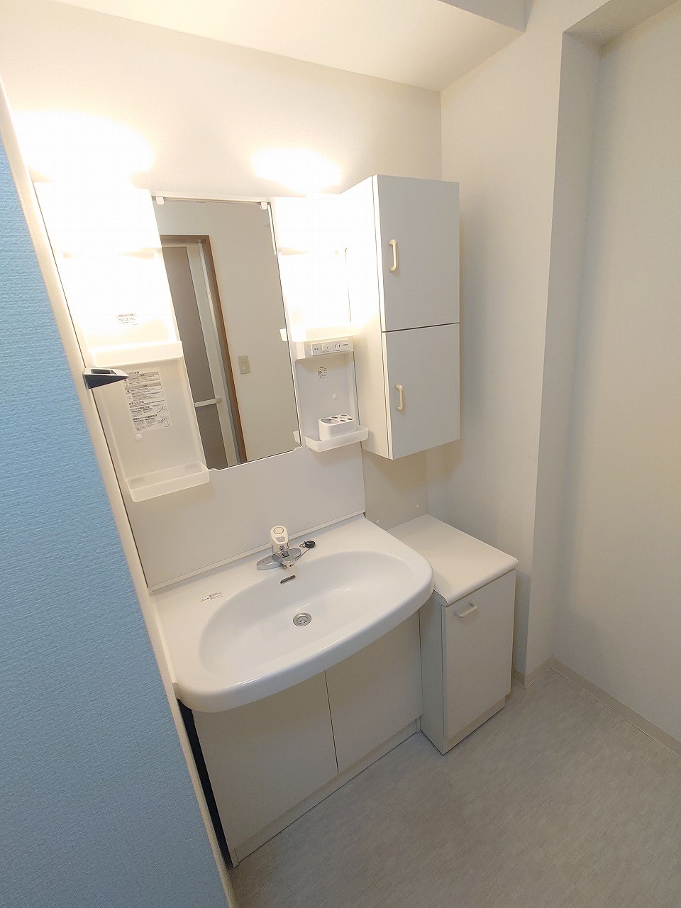 洗面設備　独立洗面台